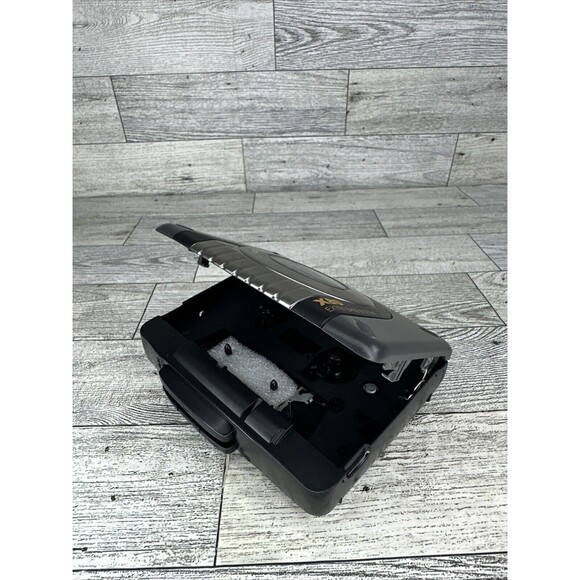 Panasonic Cassette Player - Personal Portable Stereo - Black (RQ-P35) - Picture 4 of 7